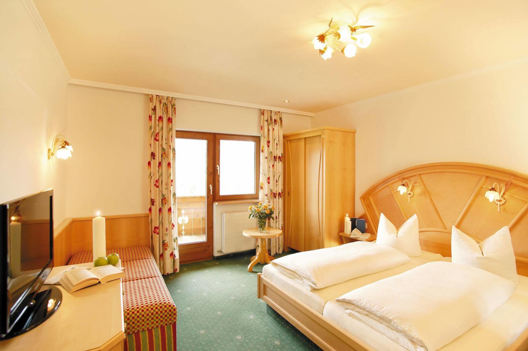 Apparthotel Talhof, Restaurant, Pool Und Spa Oberau Luaran gambar